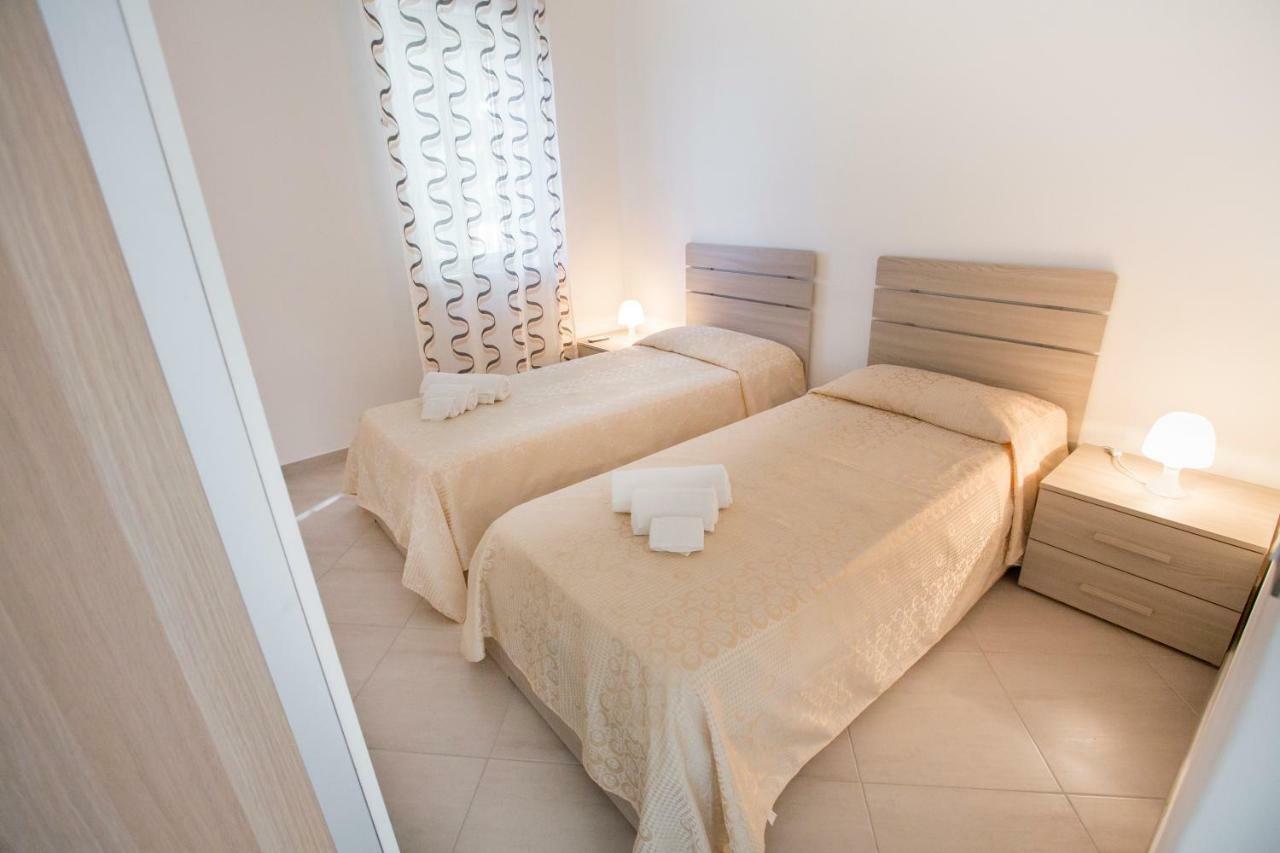 Ferienwohnung Le Zagare Lascari Exterior foto