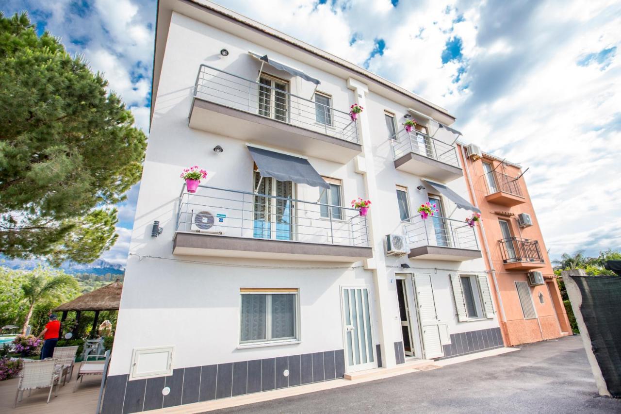 Ferienwohnung Le Zagare Lascari Zimmer foto